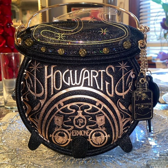 Fred Segal Handbags - Fred Segal HARRY POTTER Crossbody!